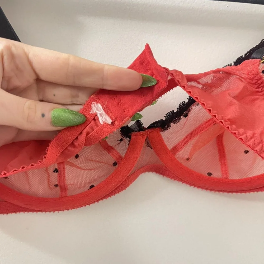 Agent Provocateur Poppie Red Swiss Dot Black Tulle Bra - Picture 5 of 5